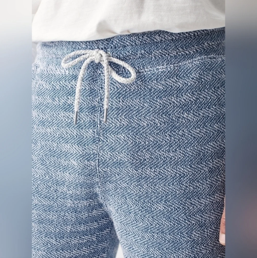 Faherty Whitewater Sweatshort Textured‎ Terry Cloth Organic Cotton Blend